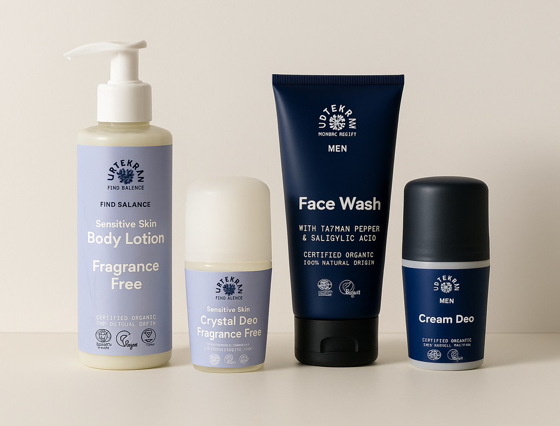 Ekologiškos „Urtekram“ kosmetikos rinkinys: bekvapis kūno losjonas ir rutulinis dezodorantas jautriai odai, vyriškas prausiklis „Face Wash“ bei „Cream Deo“ dezodorantas.